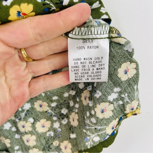 Easel green yellow white boho pleated babydoll cottagecore top medium - Picture 6 of 8